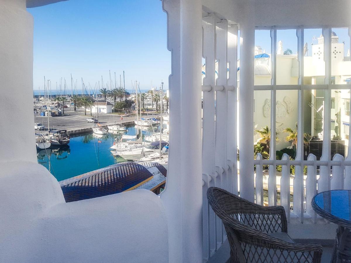 HomelyStay-Benalmadena, Puerto Marina Bagian luar foto