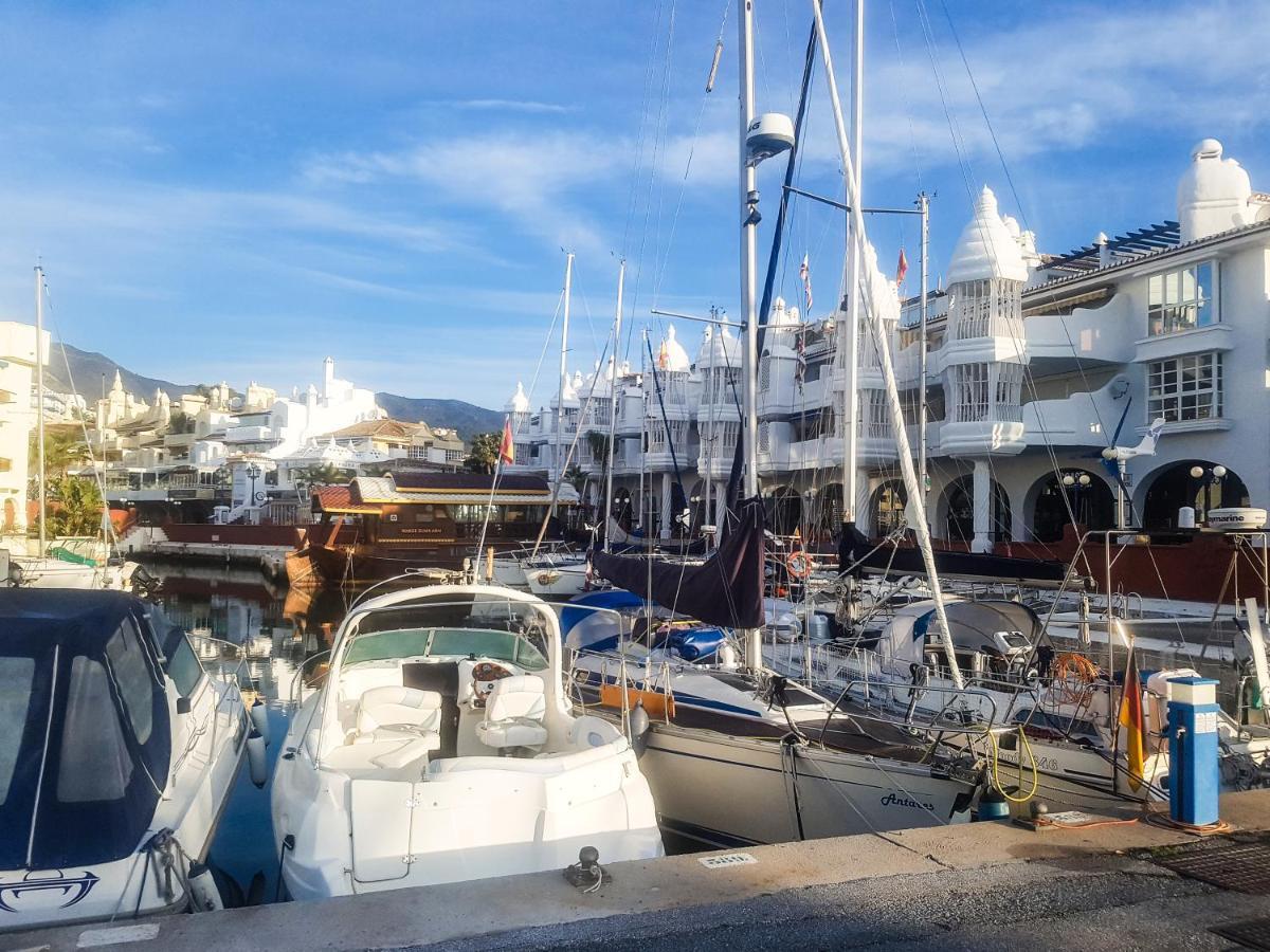 HomelyStay-Benalmadena, Puerto Marina Bagian luar foto