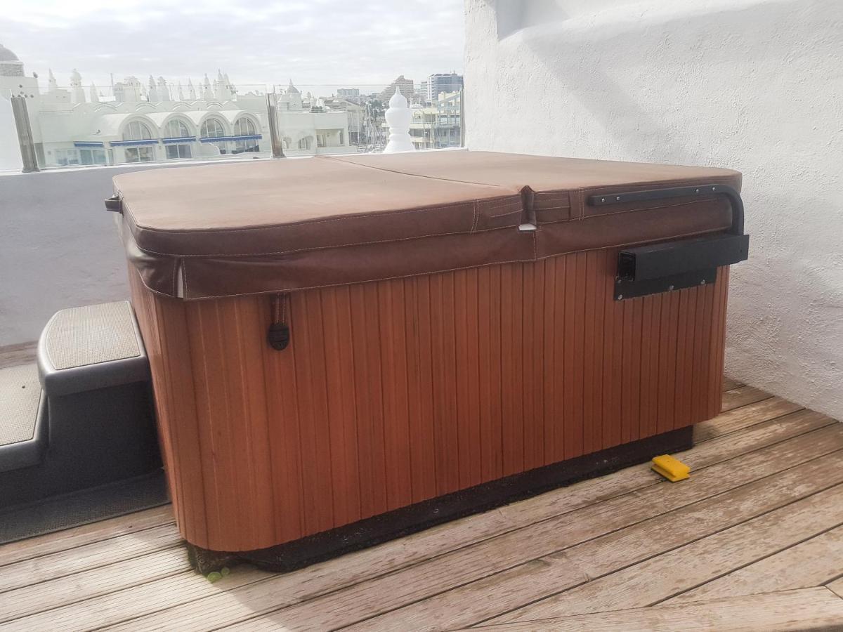 HomelyStay-Benalmadena, Puerto Marina Bagian luar foto