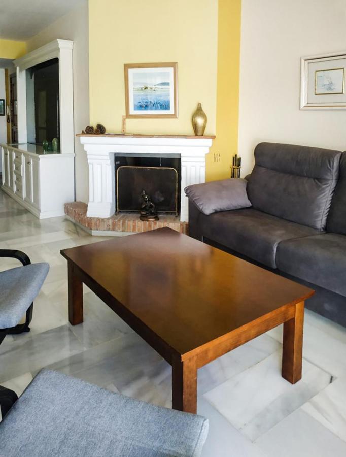 HomelyStay-Benalmadena, Puerto Marina Bagian luar foto