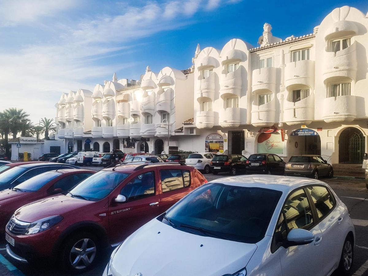 HomelyStay-Benalmadena, Puerto Marina Bagian luar foto